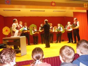 Lehen je v četrtek 24. marca 2016 ob 17. uri praznoval Materinski dan