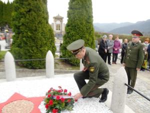Delegacija Veleposlaništva Ruske federacije v Sloveniji položila vence