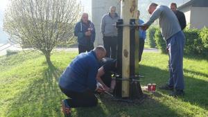 2. POSTAVITEV MLAJA V JAVNIKU