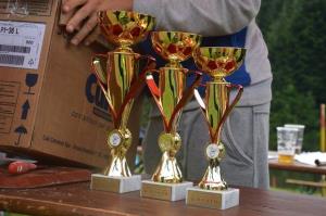 Dež in mraz nista odgnala triatloncev, kuharjev in gledalcev