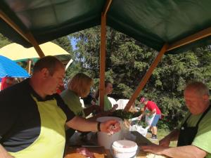 36802014_10209308608952706_5872648877064060928_n